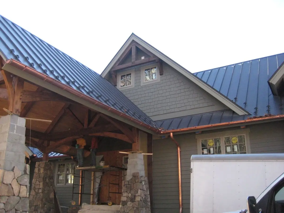 Craftsman Roofing team delivering quality roofing work in Robinson